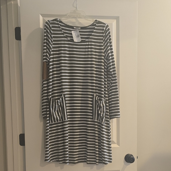 JODIFL Black and White Striped Dress - Picture 1 of 1